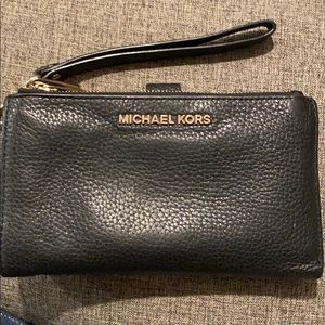 Michael Kors wristlet